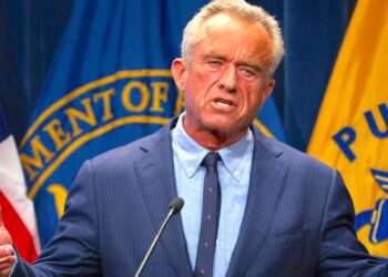 Vaccine Skeptic RFK Jr.’s Allies Pitch Cringe Comedy on COVID Response