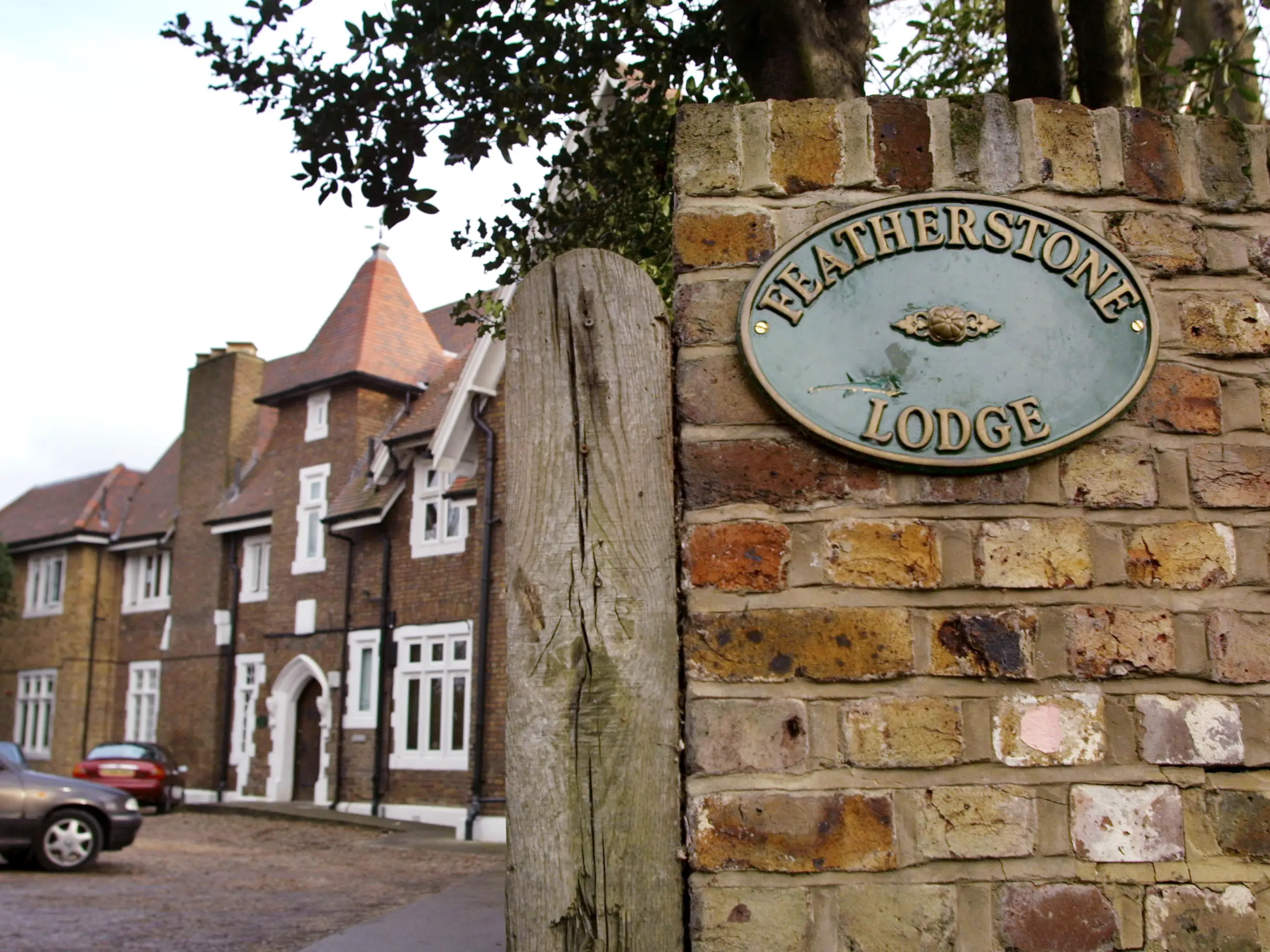 The clinic Prince Harry attended in 2002.