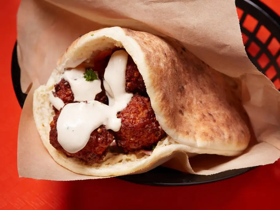 falafel pita