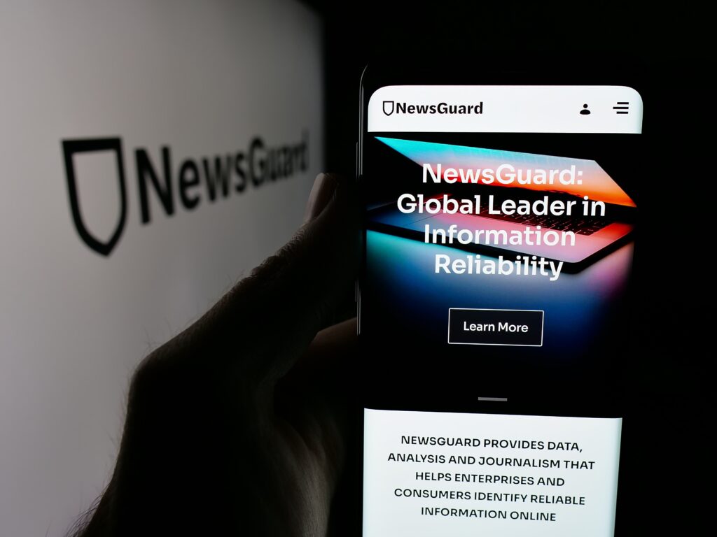 A company that rates news sites says the Trump administration is strangling it