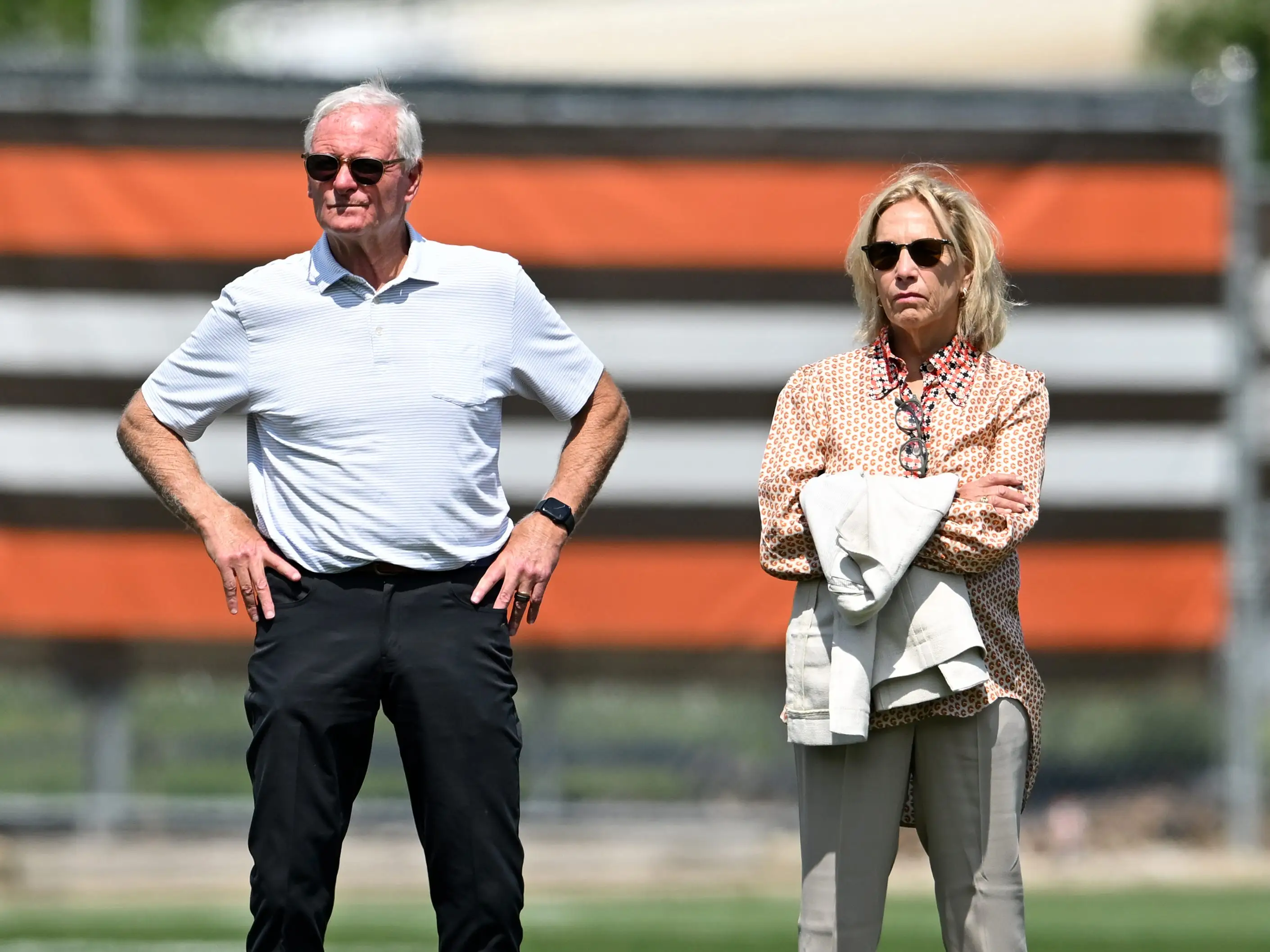 Jimmy and Dee Haslam watched a drill at the Cleveland Browns' mandatory minicamp workout in 2024.