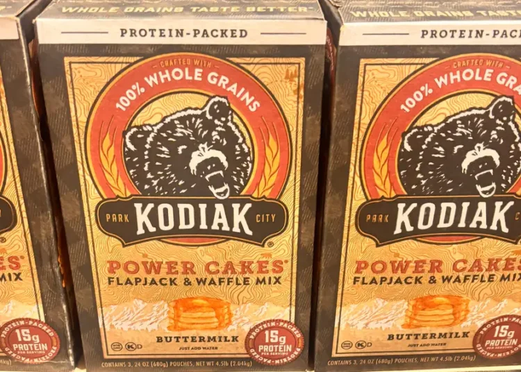 I’m a dietitian on the Mediterranean diet. Here are 10 things I buy at Costco when I’m trying to eat more fiber.