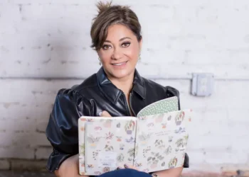 I fled Iran and made it to the US when I was 18. I worked my way up from gas station cashier to the CEO of a billion-dollar company.