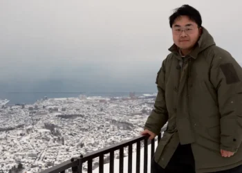 I’ve been a product manager at one of China’s biggest tech firms. Here’s how Chinese AI products are built differently.