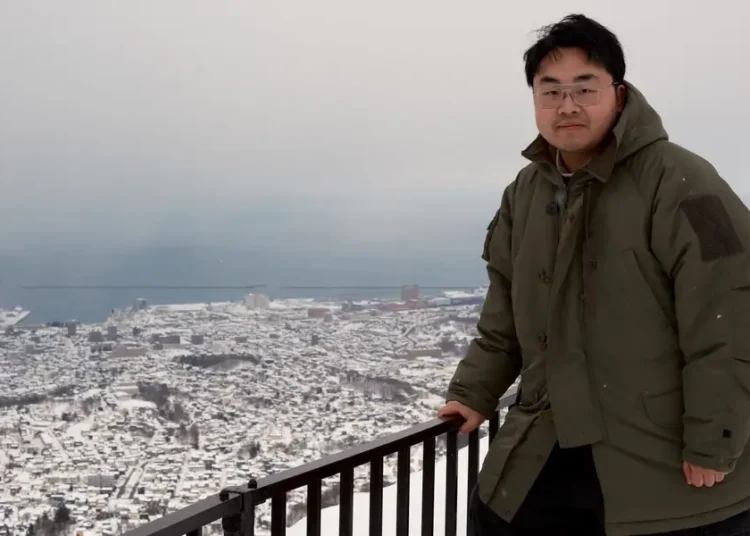 I’ve been a product manager at one of China’s biggest tech firms. Here’s how Chinese AI products are built differently.