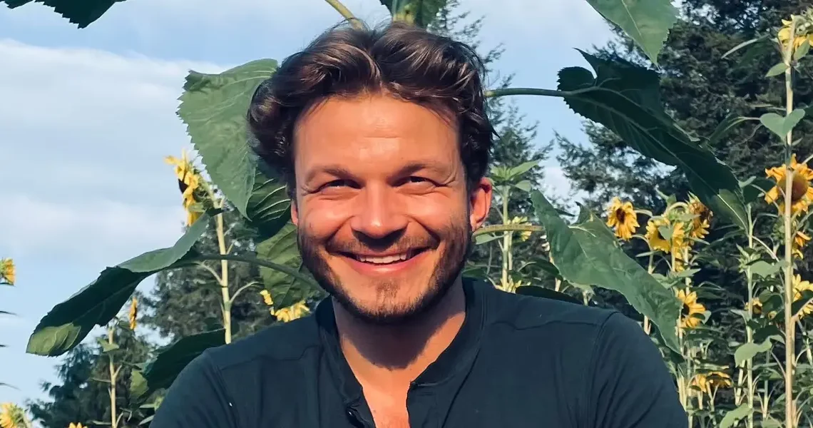 I’m an AI résumé builder who’s helped hundreds of recently laid-off workers. Here’s my advice for people looking for work in 2026.