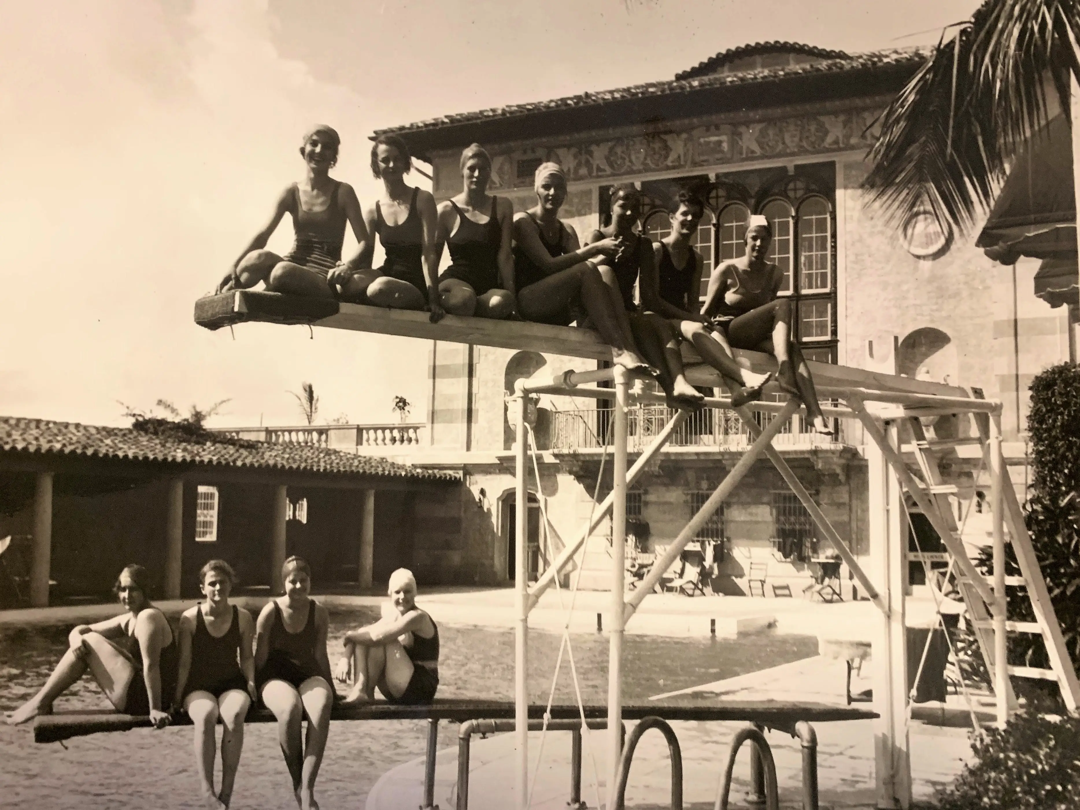 Exterior pool of the Miami Bilmore Hotel in the 1920s