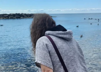 I moved from a major US city to a Canadian town with under 3,000 people. I thought I’d be lonely, but I’ve never been happier.