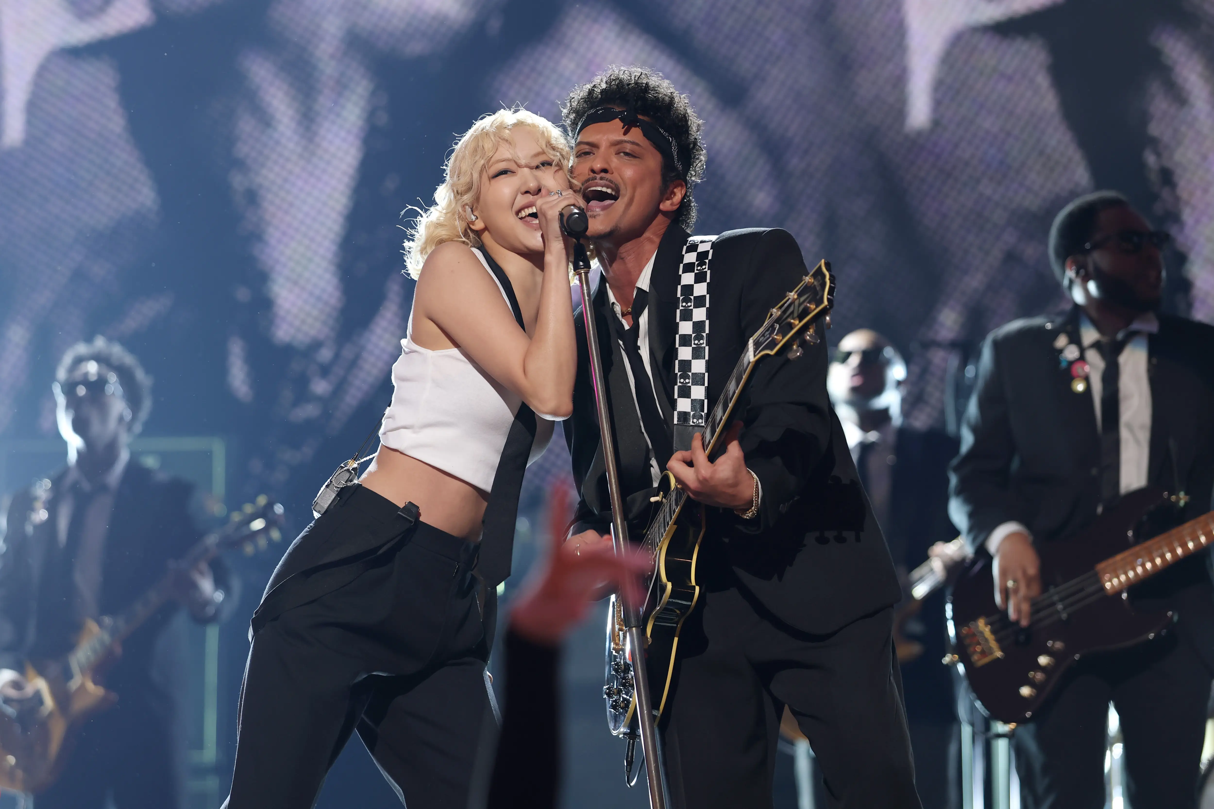 Rosé and Bruno Mars perform at the 2026 Grammys.