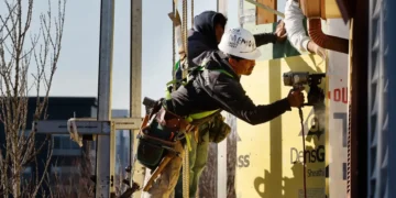 New poll shows the shifting conversation around blue-collar work in the age of AI