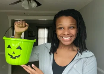 I joined a decluttering challenge and got rid of 496 items in a month. I made a point to not throw anything in the trash.