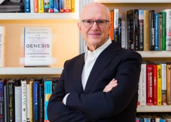 Worried about AI taking jobs? Ex-Microsoft exec tells parents what kind of education matters most for their kids.