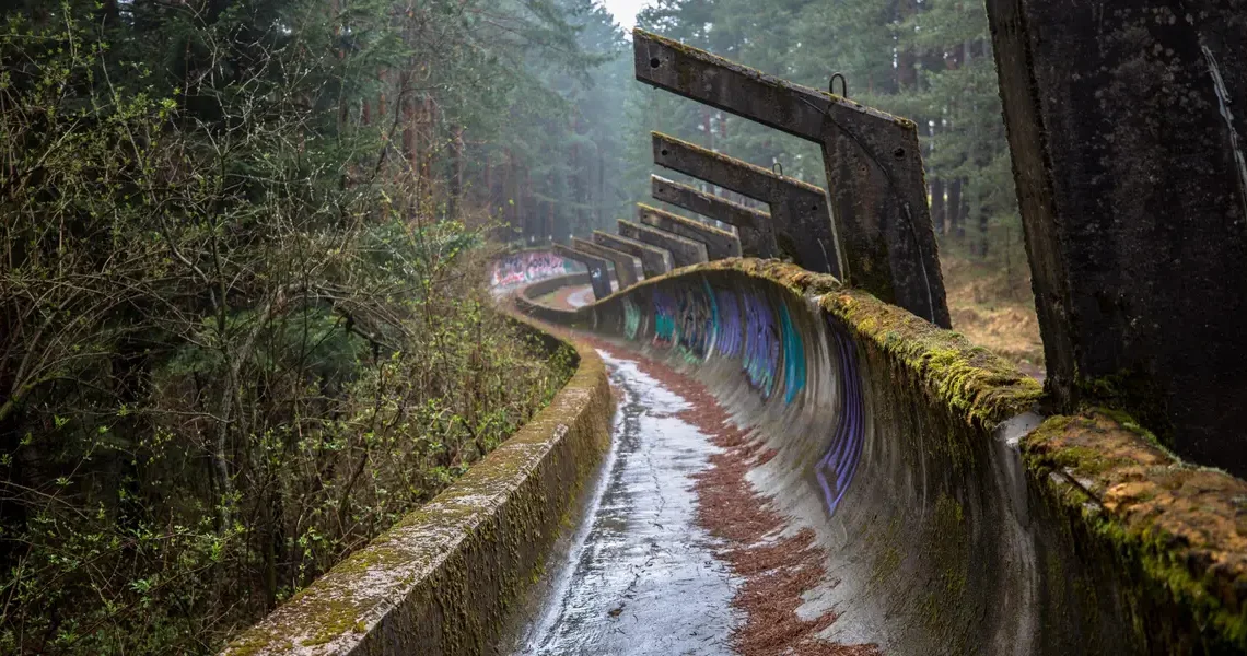 26 photos show how some Olympic venues are left abandoned after the games end