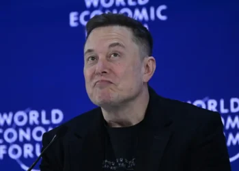 Grok’s new recruits? Investment bankers.