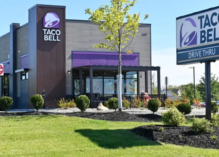 Taco Bell’s CEO says the chain’s ‘magic formula’ is fueling growth as rivals fall flat