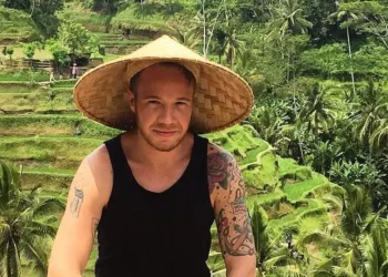 I’ve traveled to over 40 countries. These 5 bucket-list destinations left me disappointed.