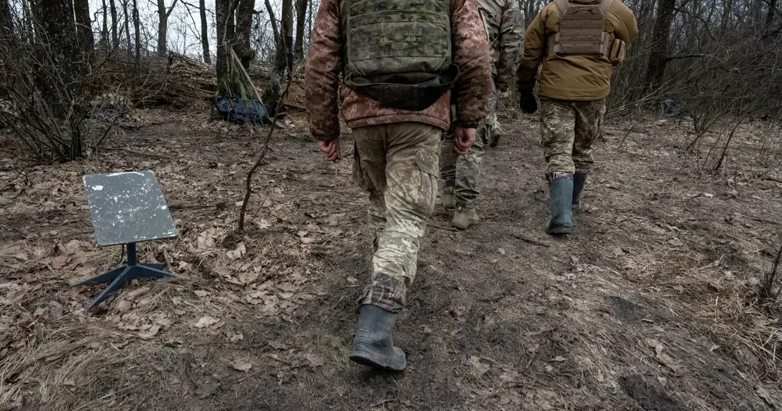 SpaceX has a new way to block Russian Starlink access, and Ukrainians are hailing it as a ‘catastrophe’ for Moscow