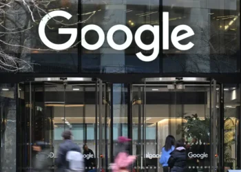 800 Google employees demand an end to  any cloud contracts with ICE and CBP