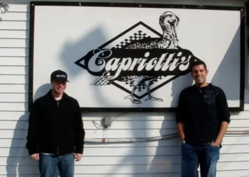 I’ve been running a business with my childhood best friend. We set commandments to make sure our relationship always comes first.