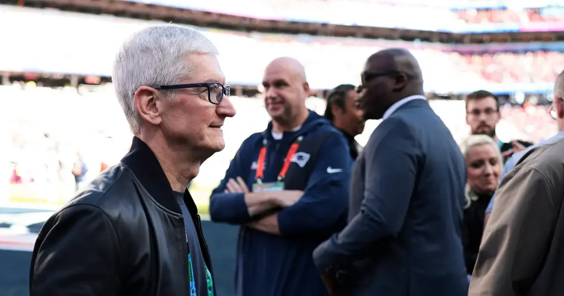 Check out the big names in business who showed up for the Super Bowl