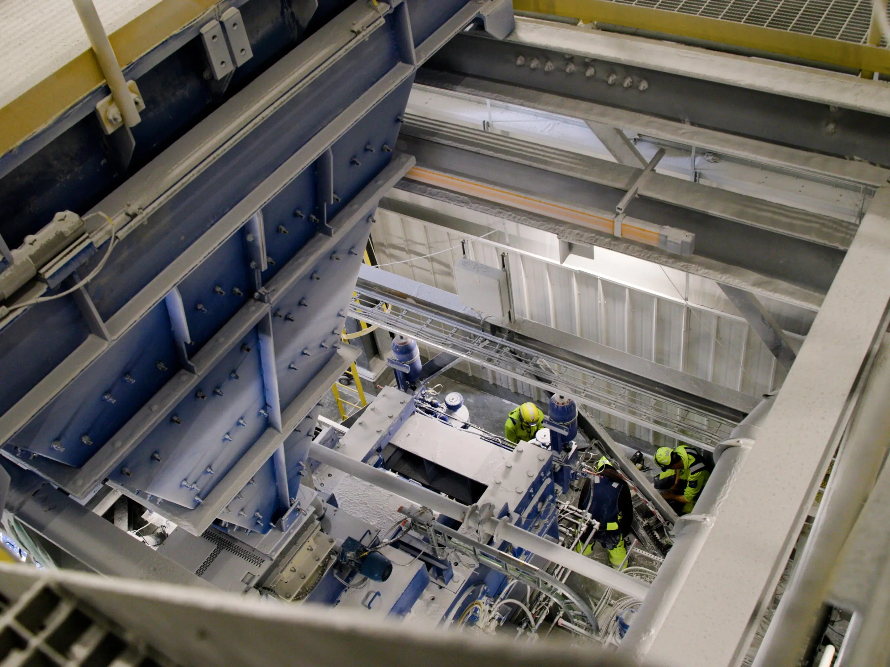 Miners at work at Lumina.