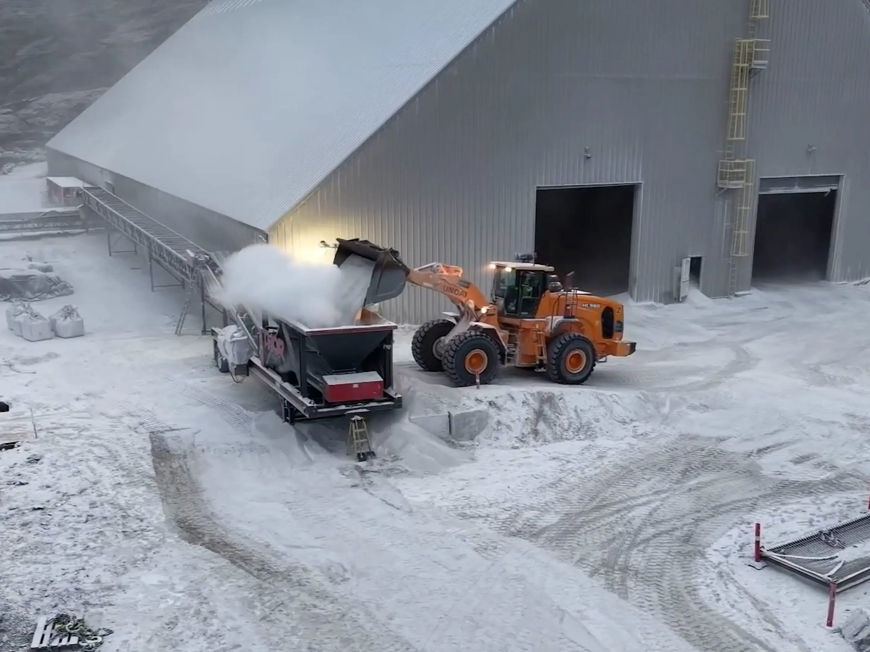 Miners at Lumina work in frigid temperatures.