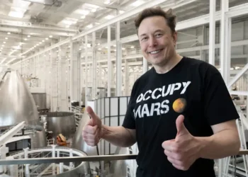 SpaceX is leaning into the moon. Here’s why.