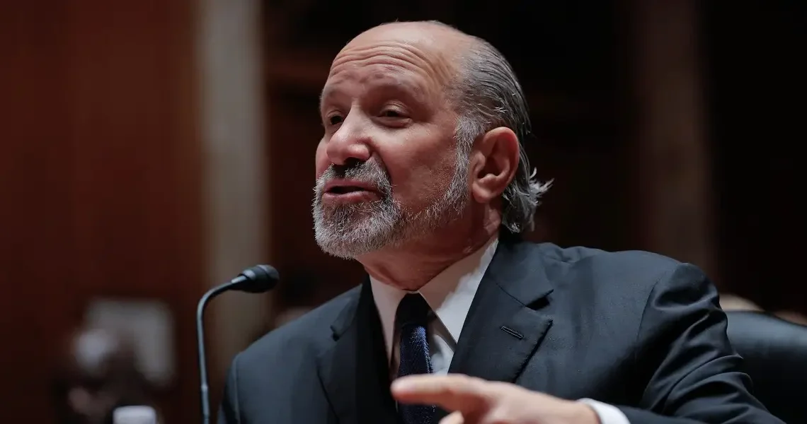 Howard Lutnick says he had lunch with his family on Epstein’s island in 2012