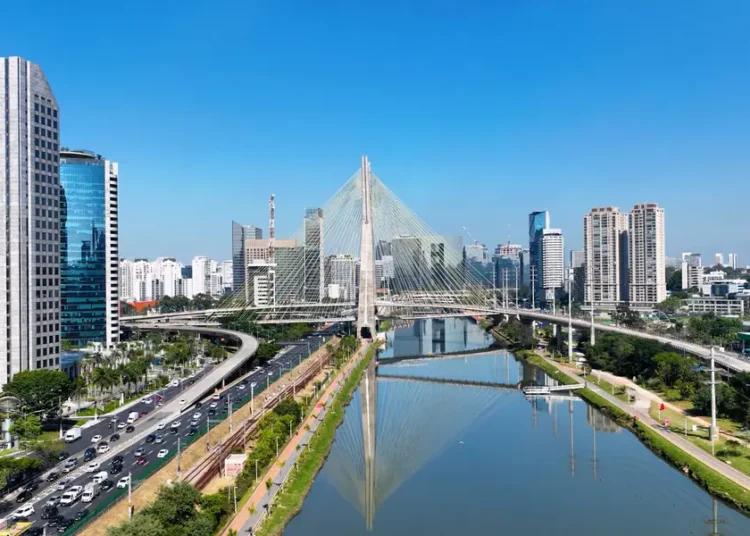 I moved from the US to Brazil after losing my job. Despite the intense culture shock, I couldn’t be happier with my decision.