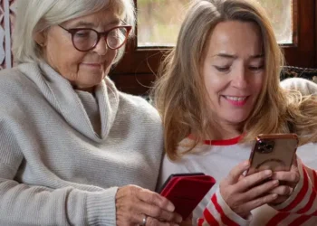 Millennials shouldn’t feel bad about staying on their parents’ phone plans