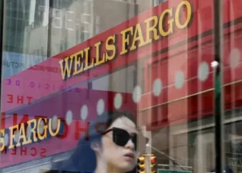 Wells Fargo is hoping a hiring spree for elite dealmakers will vault its once-forgotten investment bank to the top 5