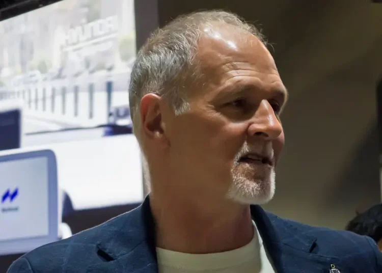 Boston Dynamics CEO to step down after more than 30 years with the company. Read the staff memo.