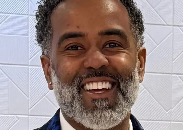 I’m a former Big Four consultant who trains AI to do consulting. Here’s how it could change the job.