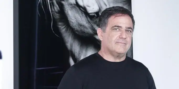 This cybersecurity CEO says we’re in an AI bubble. These are the 3 things he looks for when investing in a startup.