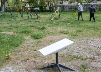 Ukrainian forces say Russian troops paid them for a fake Starlink service that instead revealed battlefield locations