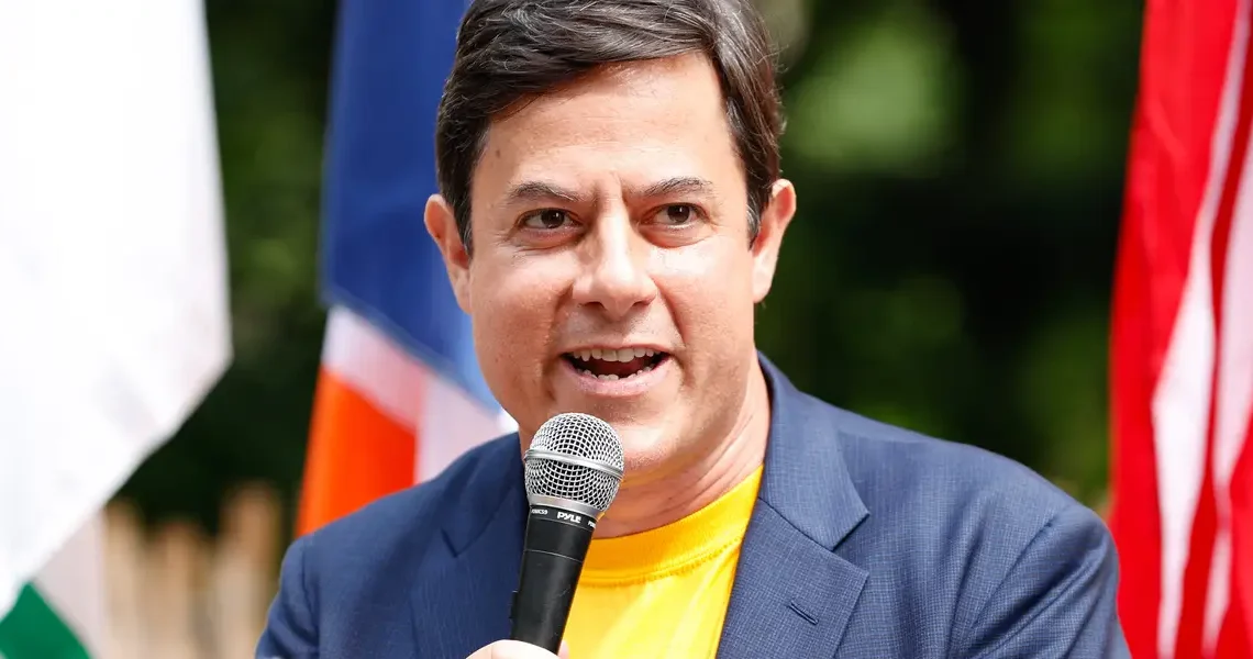 NYC’s outgoing planner says Mamdani’s proposed rent freeze must avoid ‘pushing buildings into distress’