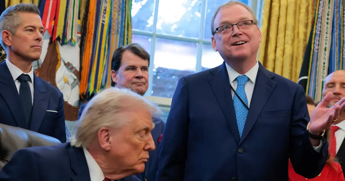 Trump’s top economic advisor says Fed researchers should be punished for their recent views on tariffs