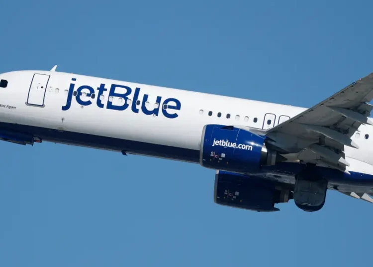 A JetBlue plane made an emergency landing at Newark after smoke was reported in the cabin