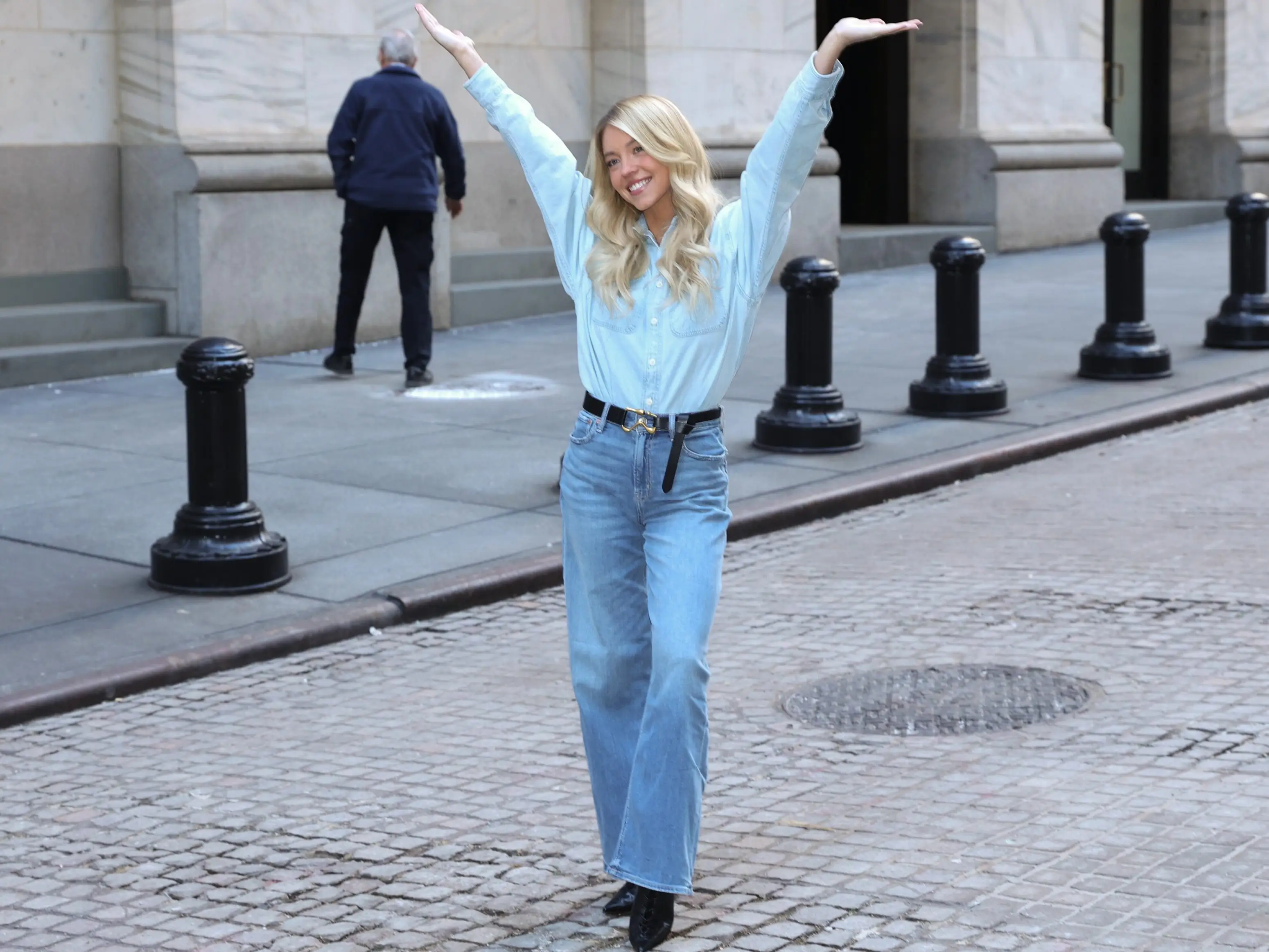 sydney sweeney american eagle