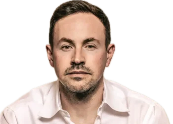 GameStop CEO Ryan Cohen just put ‘parasitic’ bosses on blast. Michael Burry sees shades of Warren Buffett.