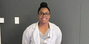 An oncology student was diagnosed with breast cancer in her 20s after spotting 2 subtle symptoms