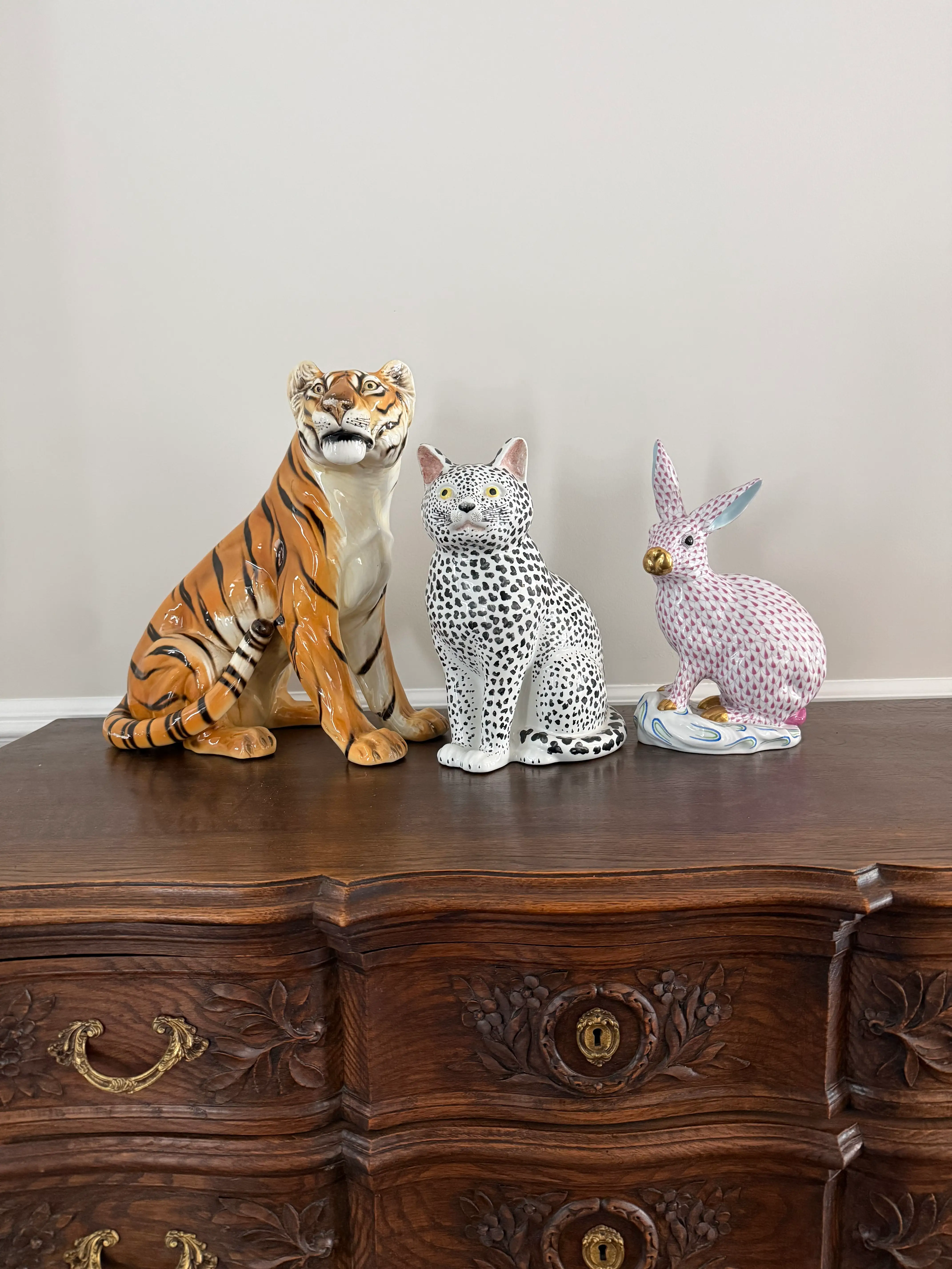 The ceramic pieces Jordan Piluso bought at an estate sale.