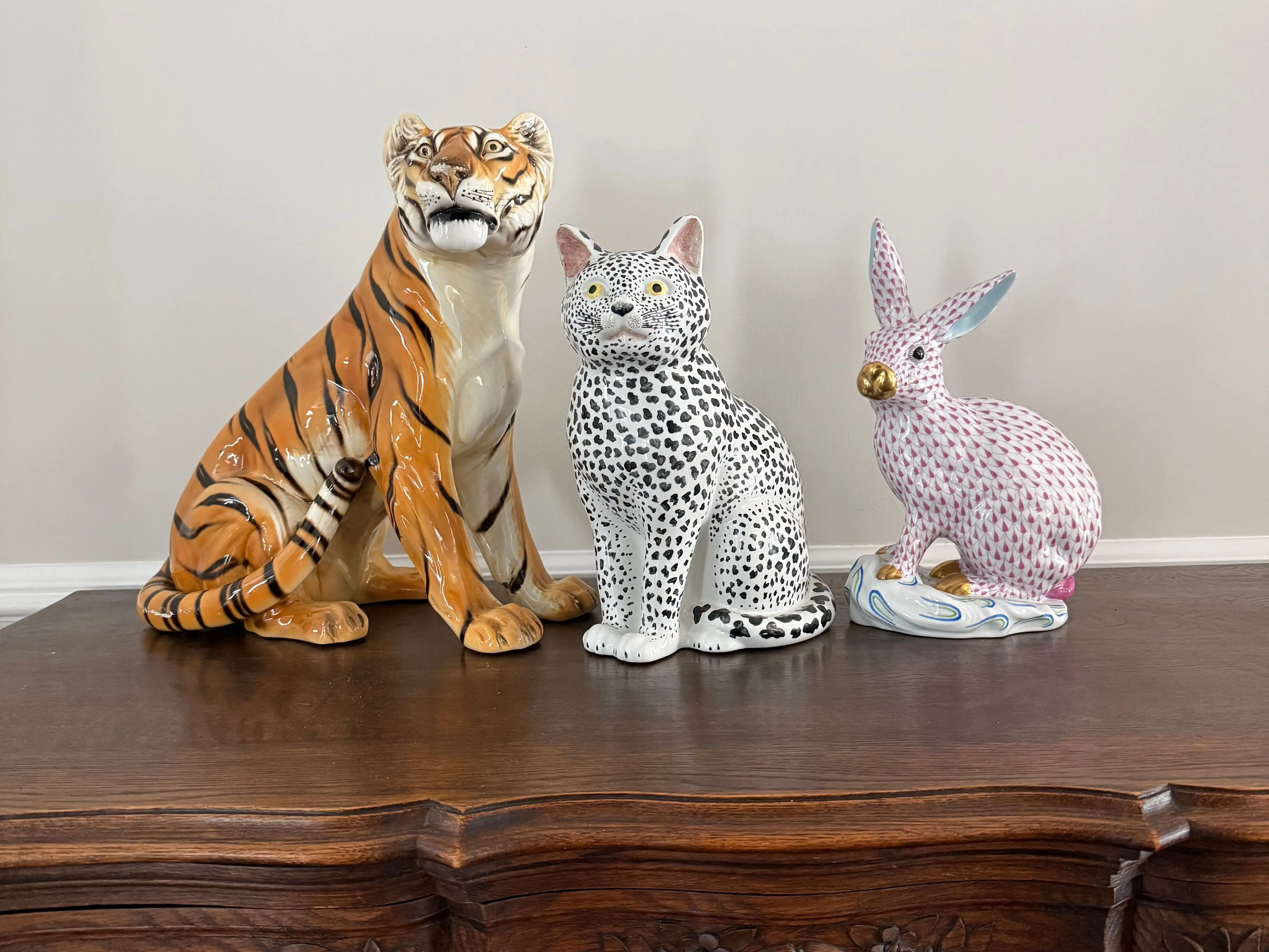 The ceramic pieces Jordan Piluso bought at an estate sale.