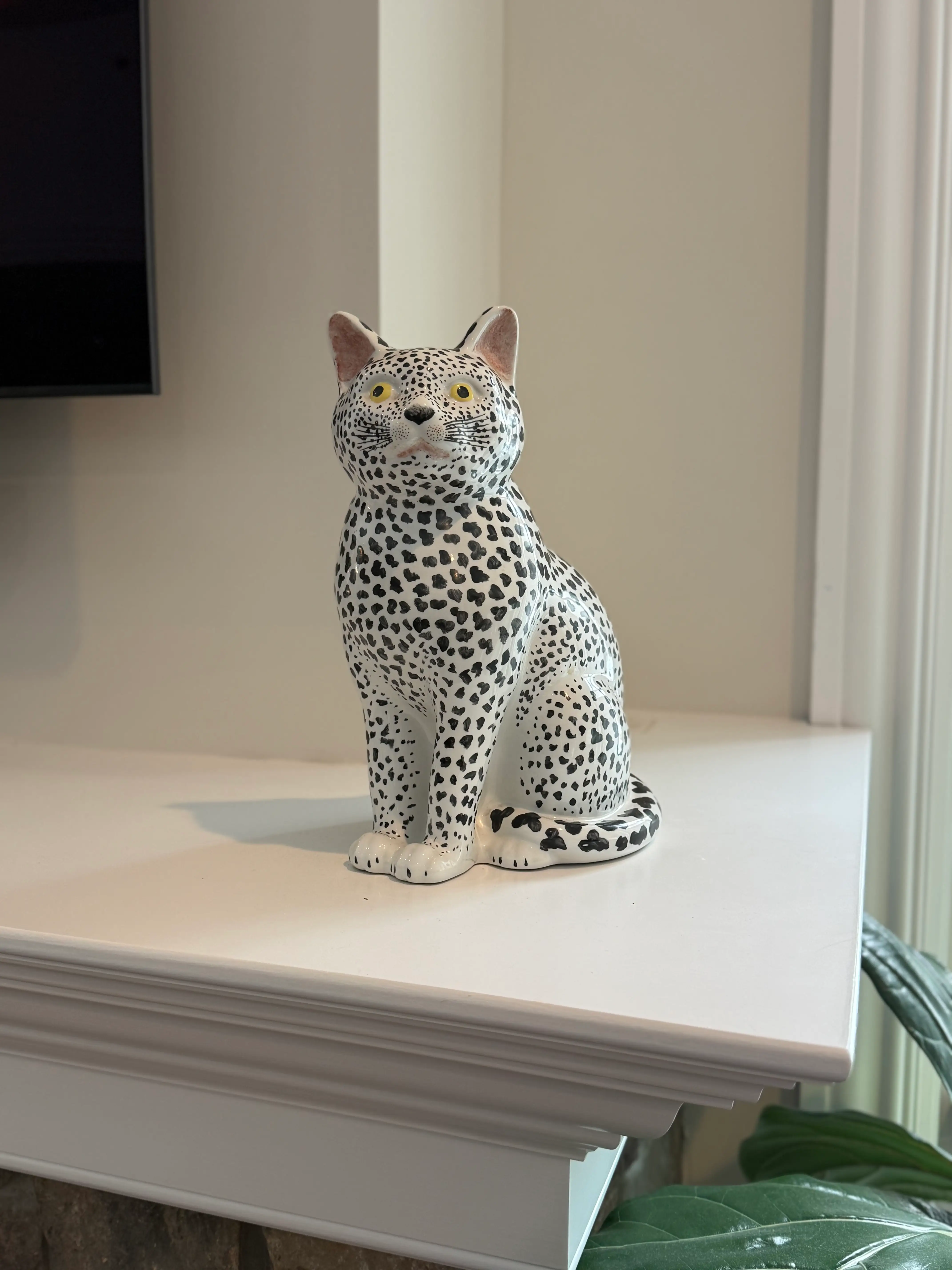 The Fornasetti cat decor piece that Jordan Piluso bought at an estate sale.