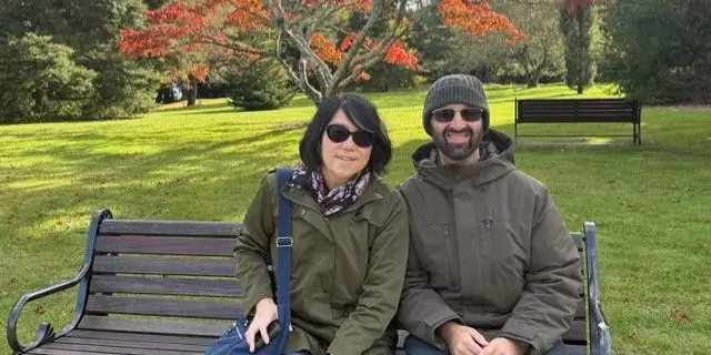 A 3-fund portfolio, a no-kid lifestyle, and a ‘die with zero’ mindset: How one NYC couple is retiring in their 40s