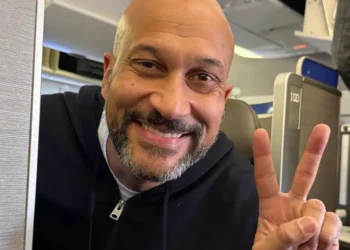 Someone asked to switch our business seats on a plane. I said yes, and got to take photos with one of my favorite celebrities.