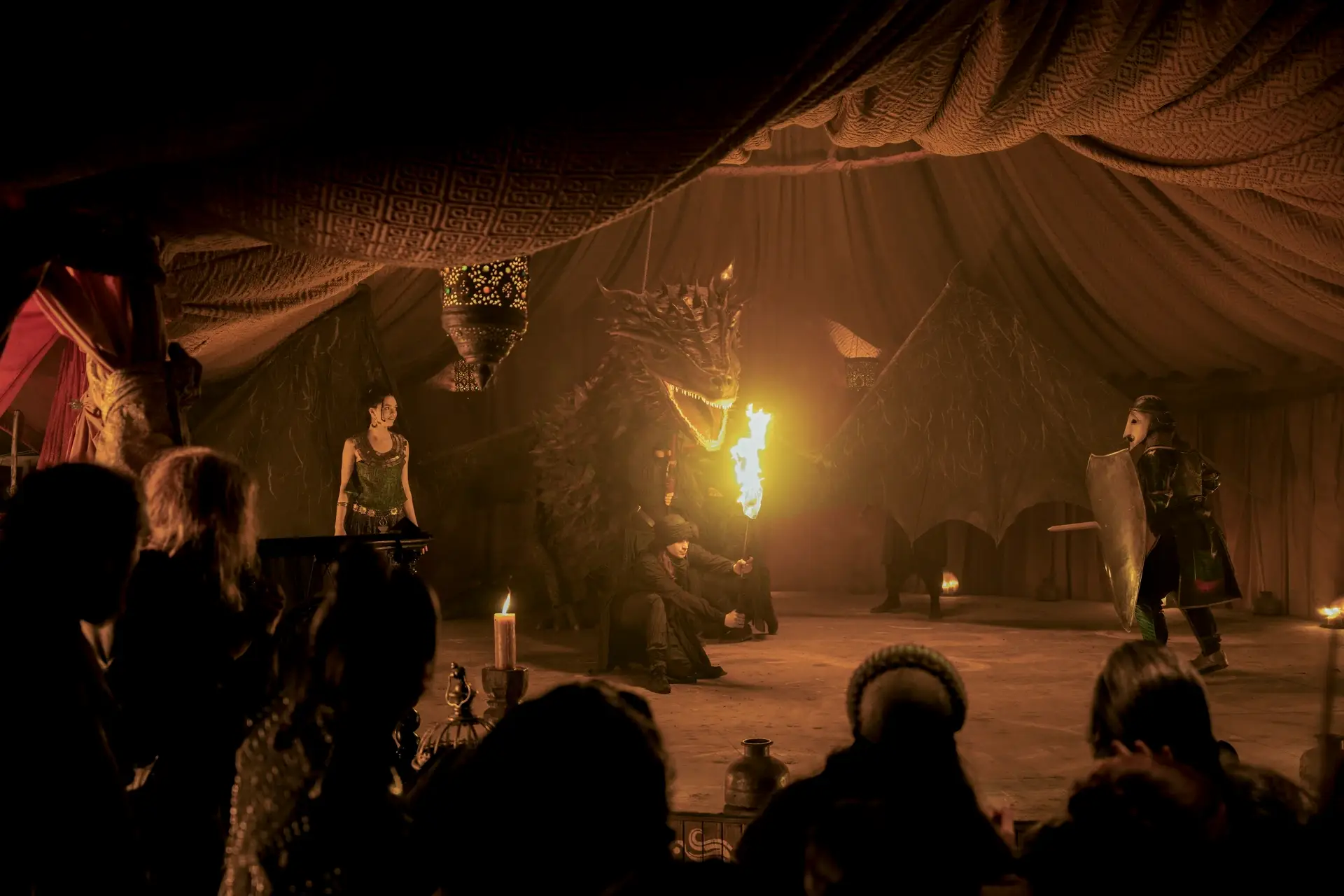 Tanzyn Crawford as Tanselle in 