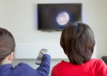 As a father of 2 young kids, I don’t worry much about screen time. I’m more concerned about what’s actually on the screen.