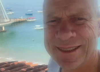 I flew to Puerto Vallarta to escape the blizzard in New Jersey. Now I’m sheltering from cartel violence.