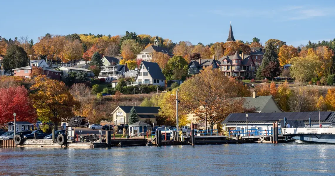 After visiting all 50 states, there are 5 small towns I can’t stop thinking about